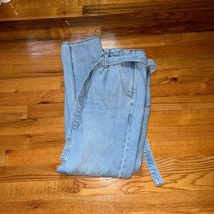 American eagle highest rise mom Jean